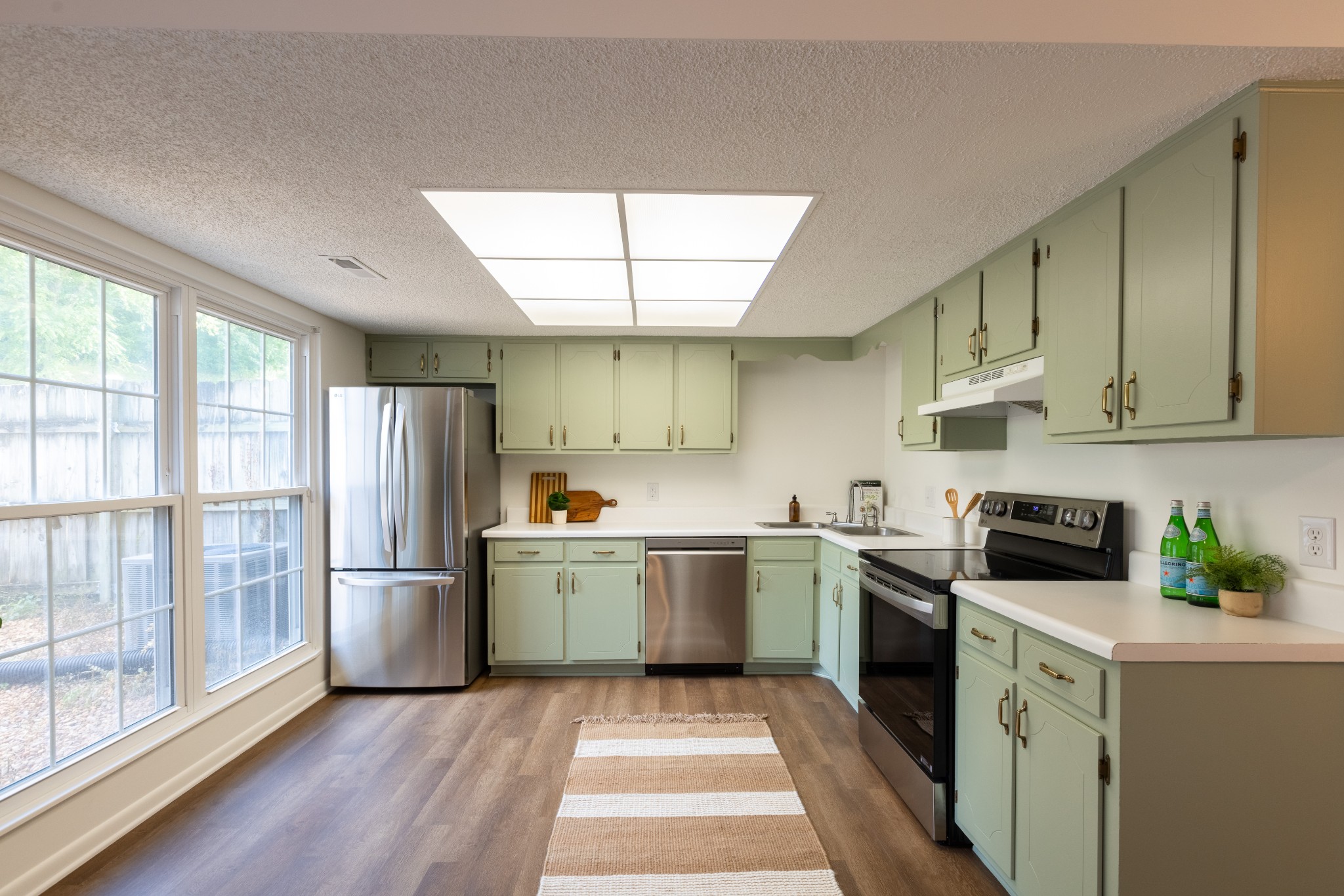 5600 Country Dr 303