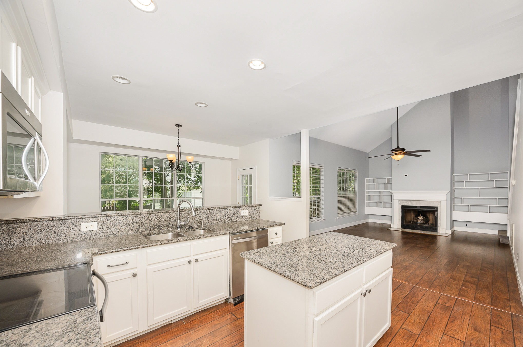 1112 Clairmonte Dr
