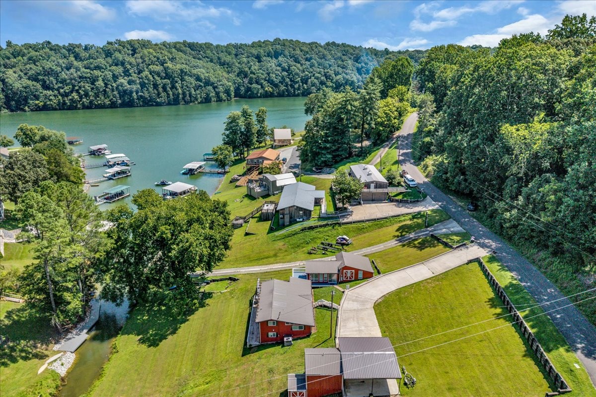 550 Shasteen Hollow Rd