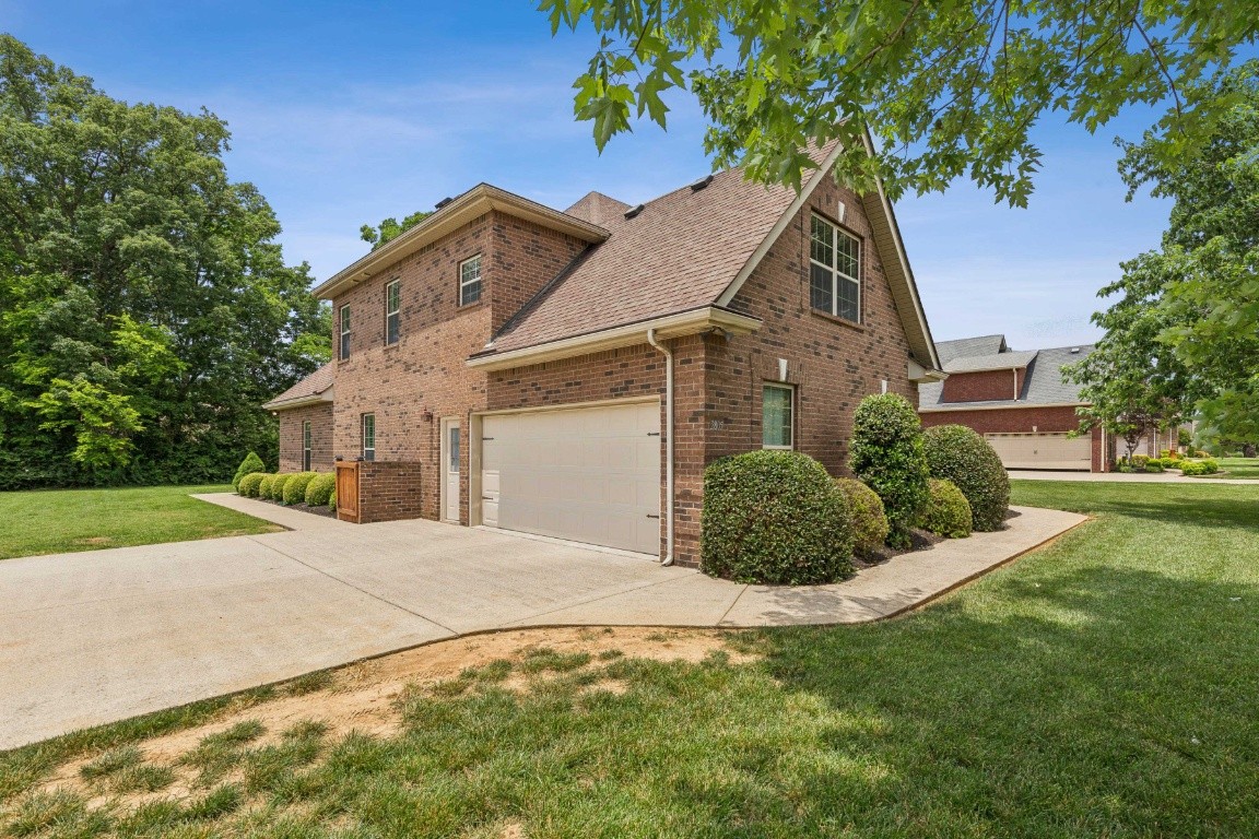 2805 Wynthrope Hall Dr