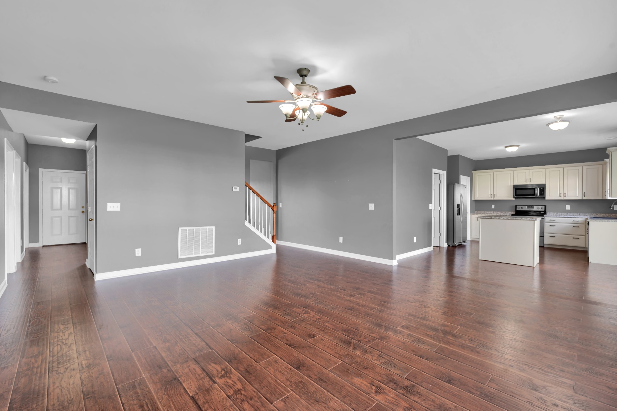 120 Camarado Ln
