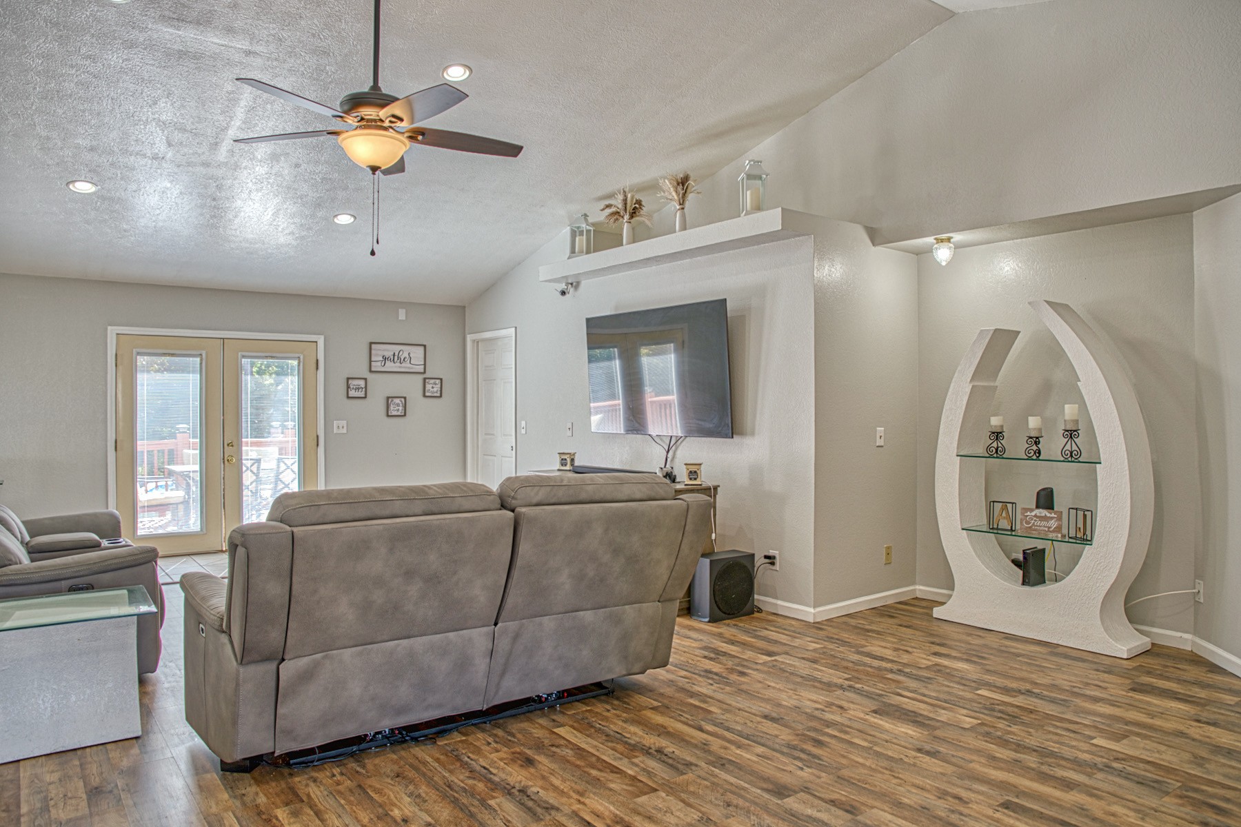 177 Prosperity Dr