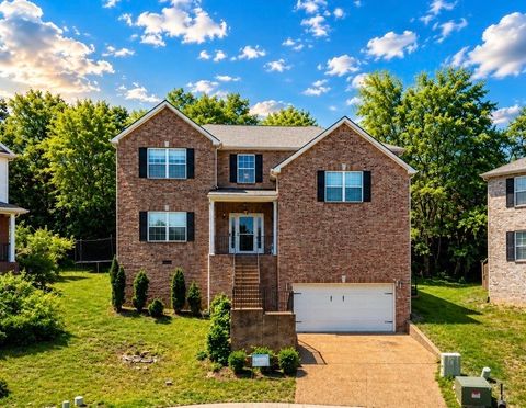 126 Judson Dr Hendersonville TN 37075