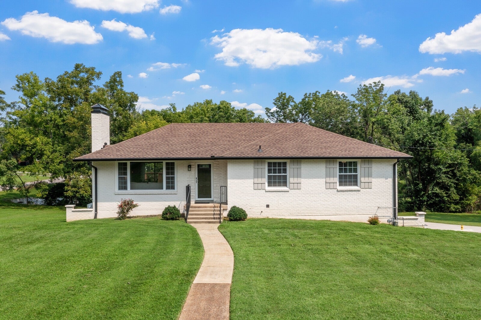 4-bed home at 801 Joyce Ln, Nashville, sold September 28, 2026