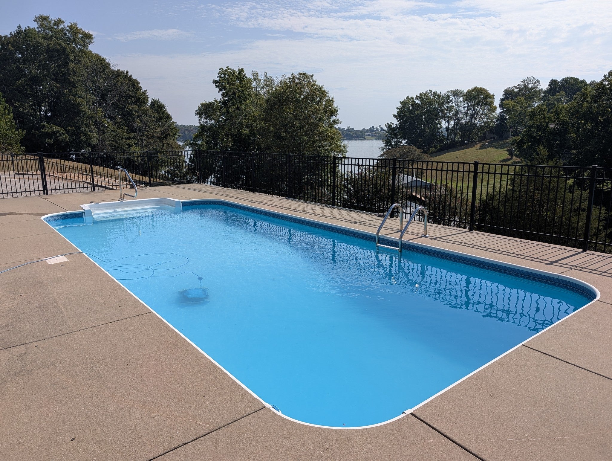339 Lakeview Cir