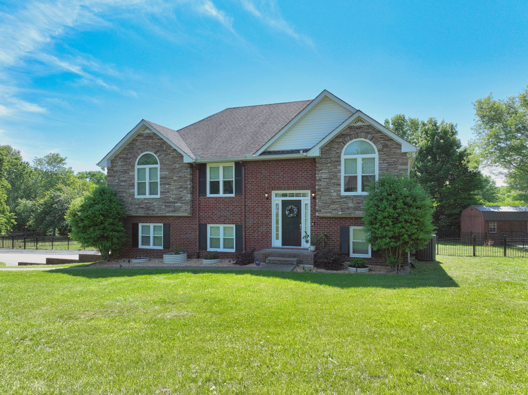306 Michael Cir