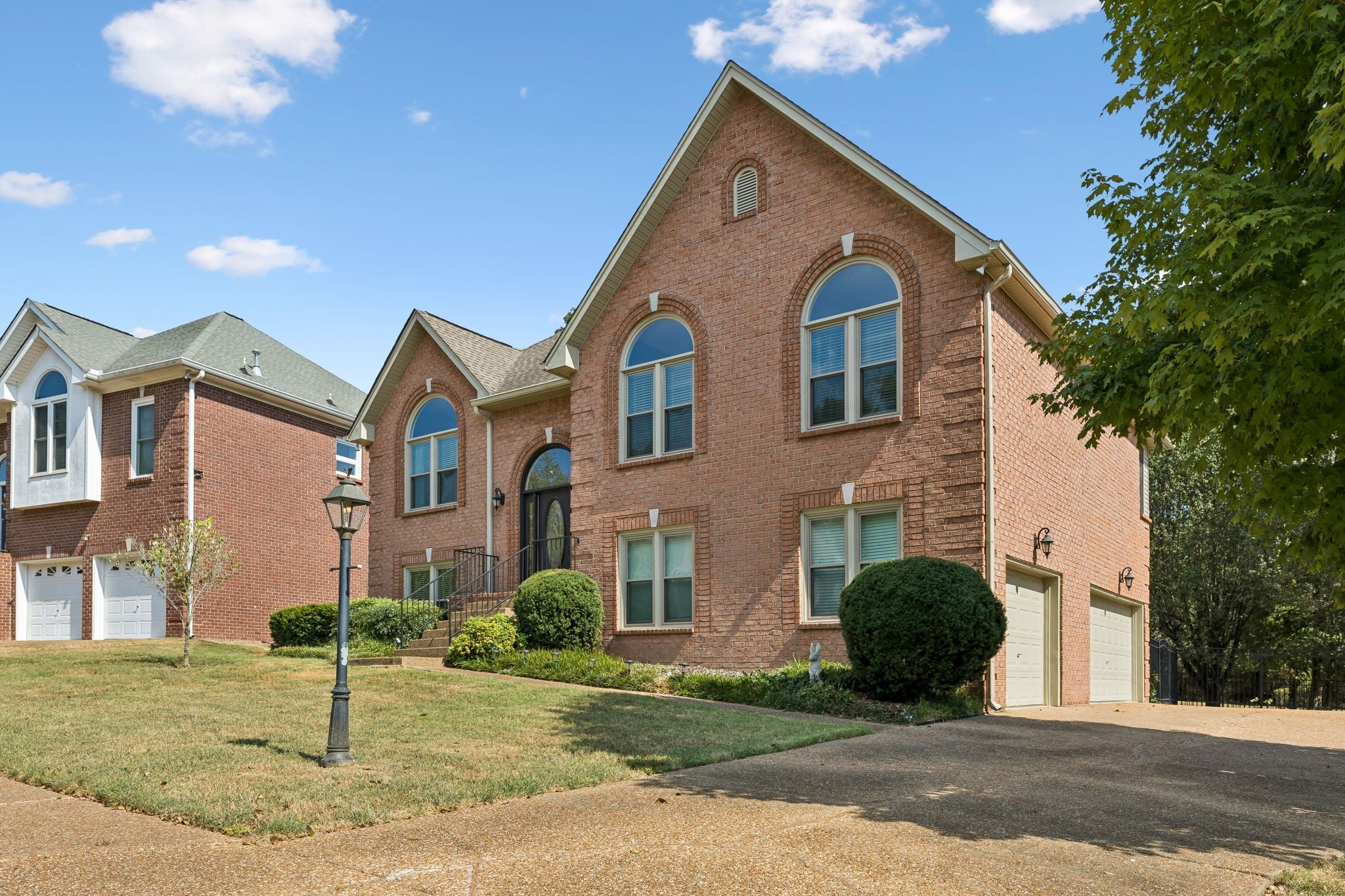 5553 Peninsula Park Lndg
