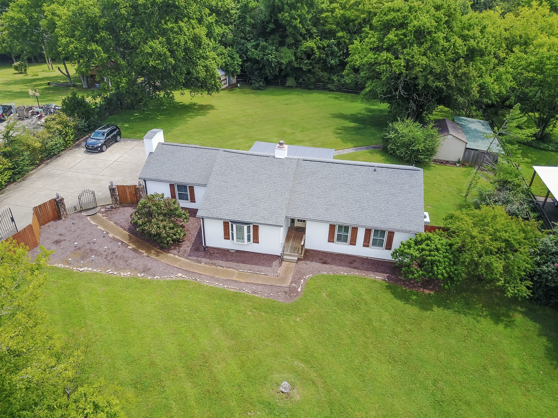 1751 Old Hillsboro Rd