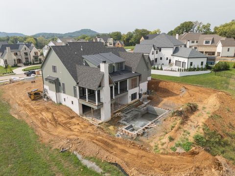 8106 Turning Point Dr Brentwood TN 37027