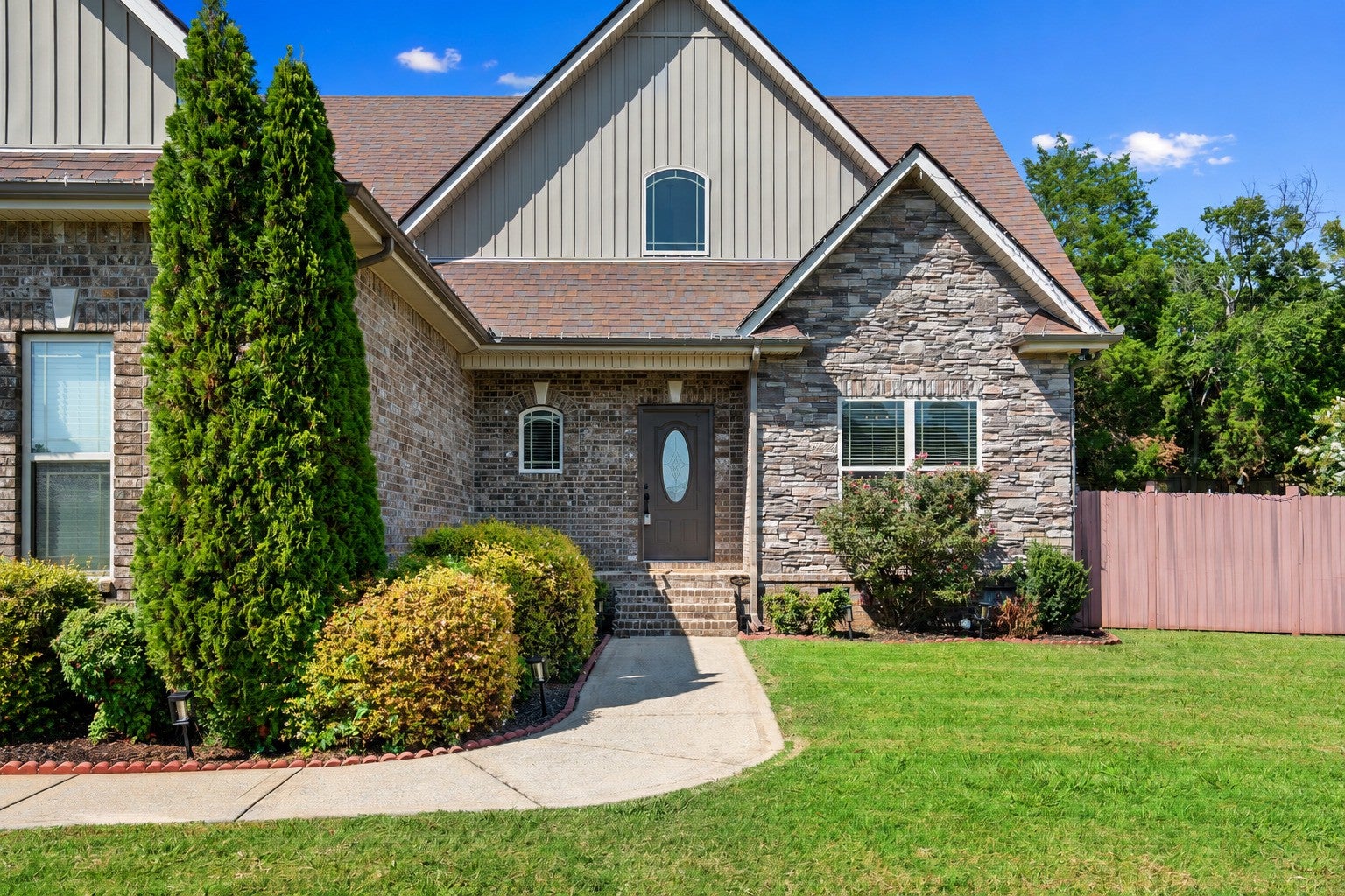 5232 Honeybee Dr