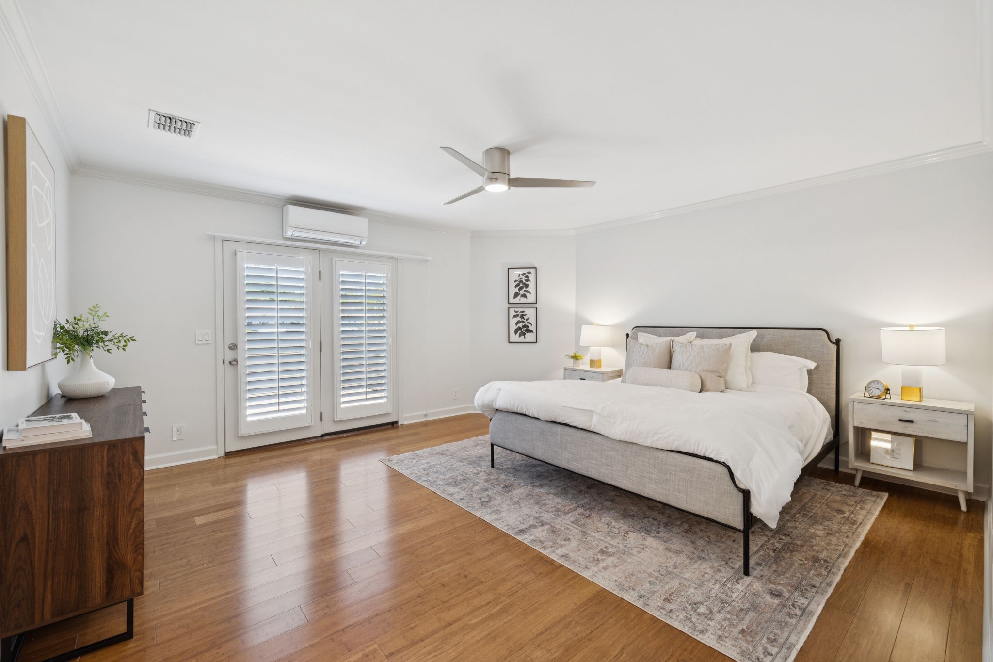 124 Hearthstone Manor Cir