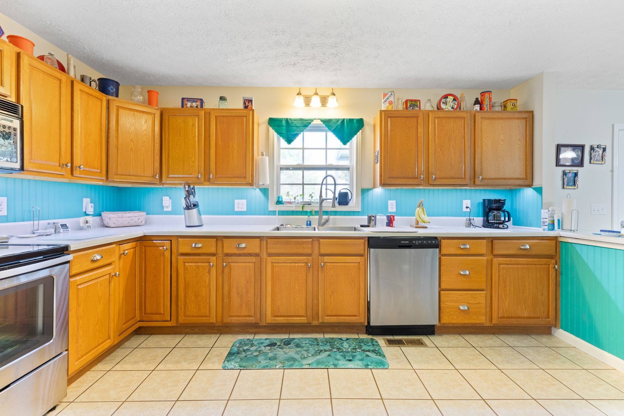 493 Maple Springs Rd