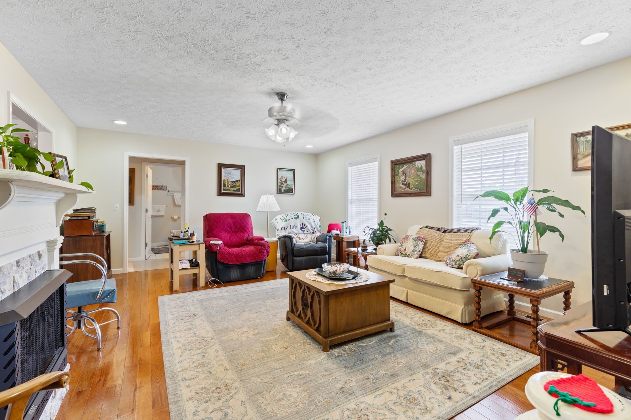 493 Maple Springs Rd
