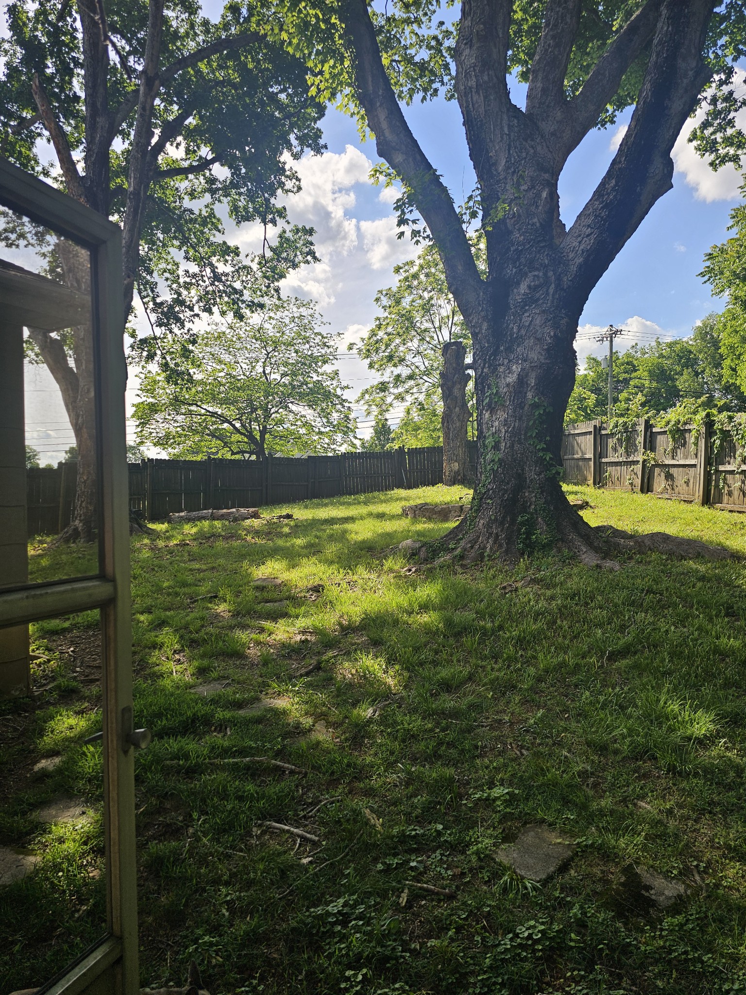 201 Shelbyville Mills Rd