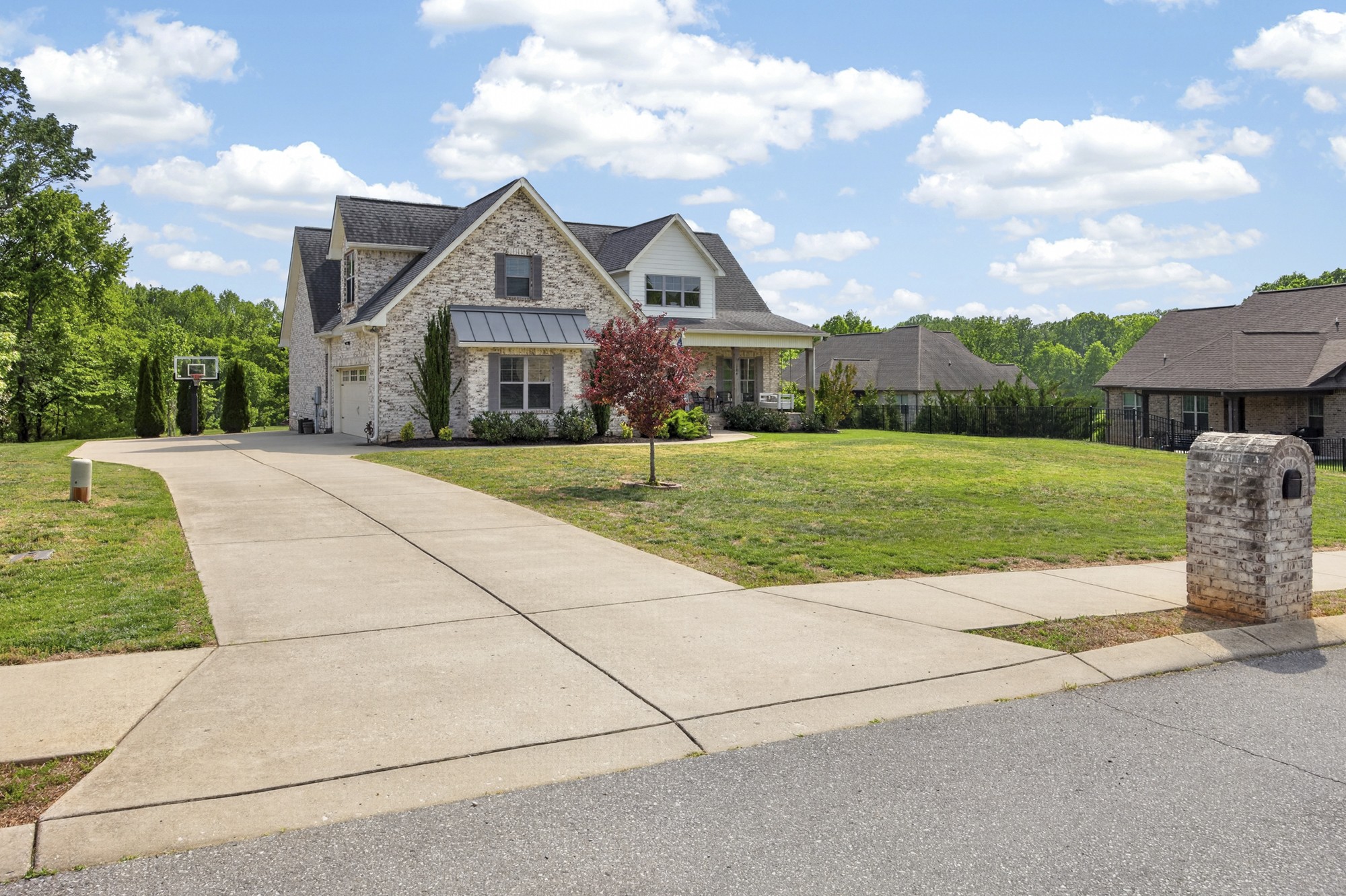 106 Renee Ct