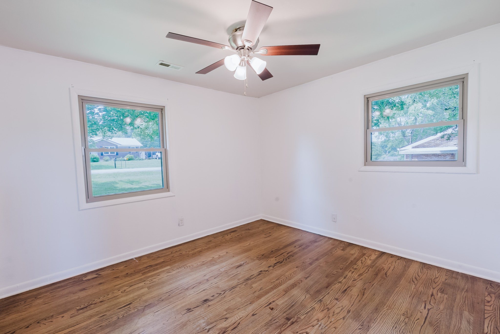 109 Hobbs Dr