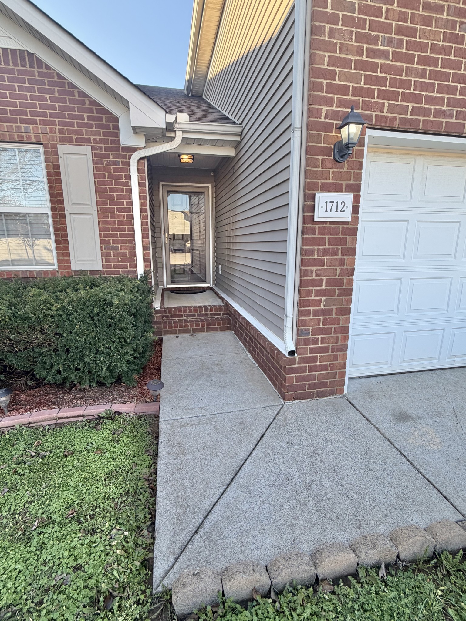 1712 Odessa Ave