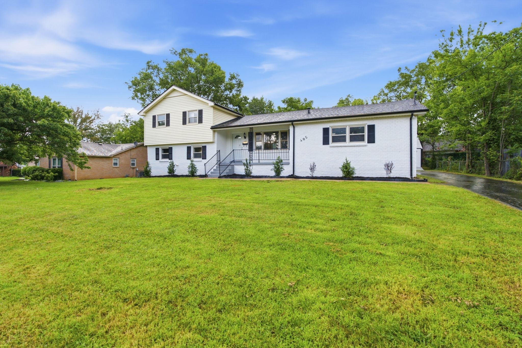 405 Beechwood Ct