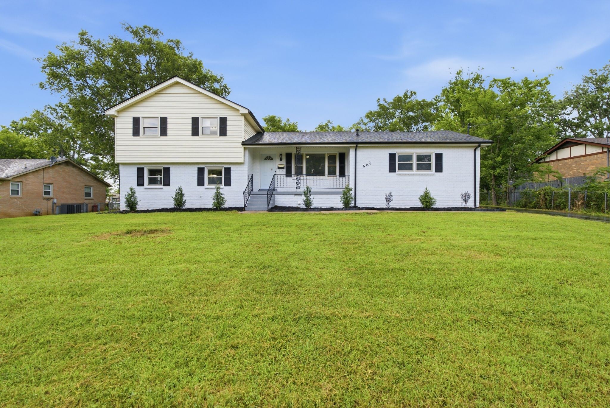 405 Beechwood Ct