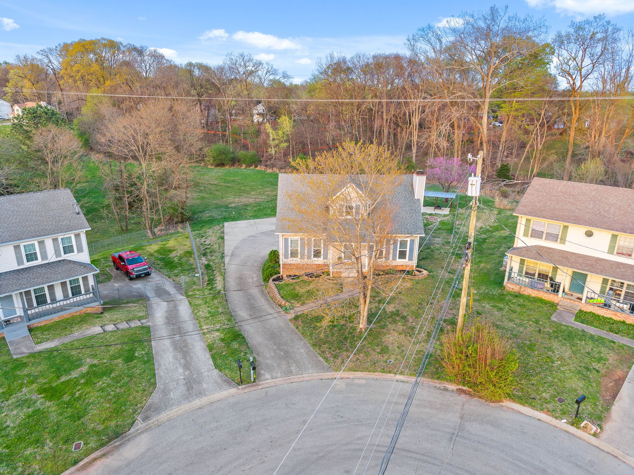 Clarksville, Tennessee 37040, United States, 3 Bedrooms Bedrooms, ,3 BathroomsBathrooms,Residential,Pending,102510