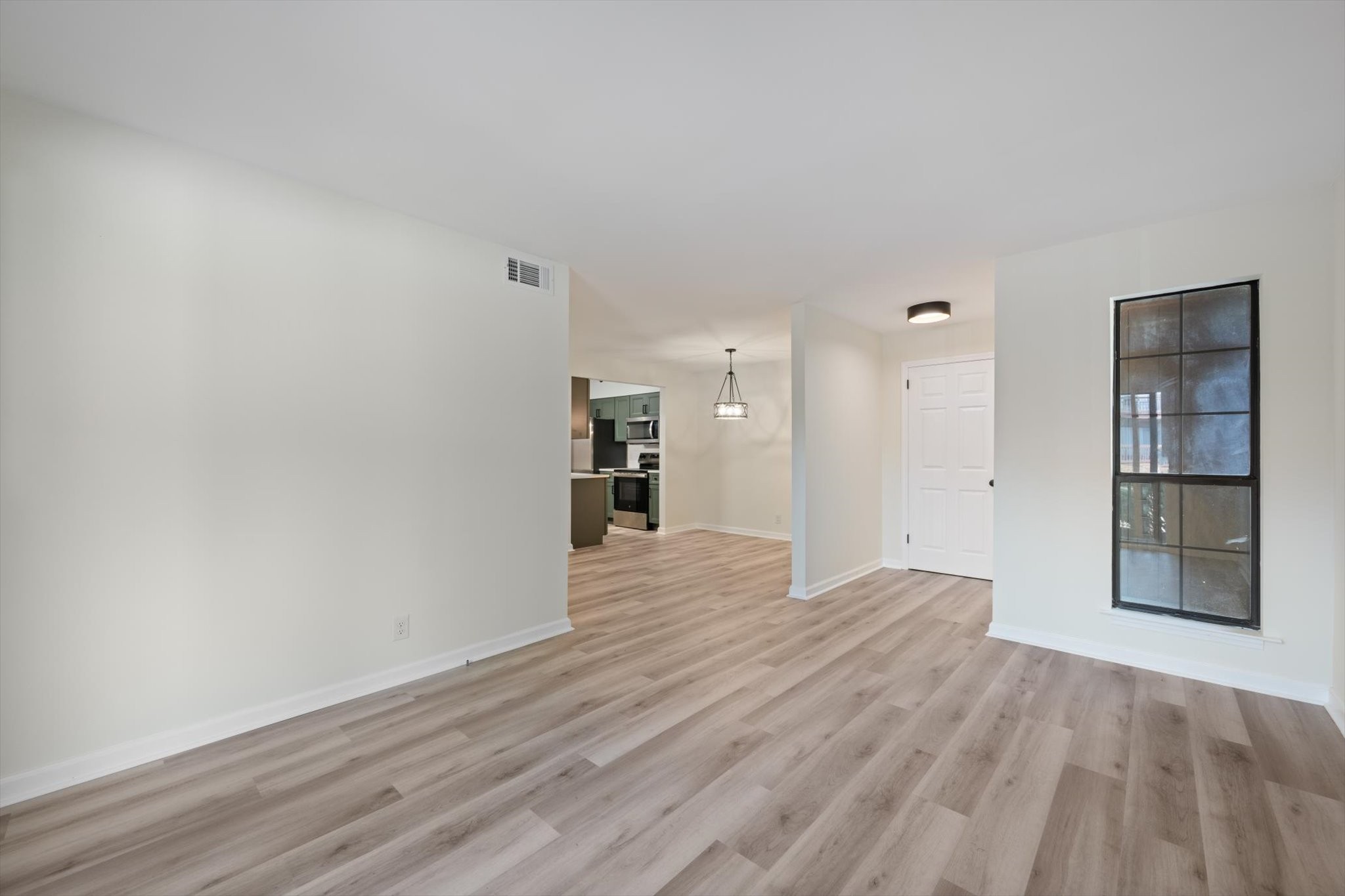 142 Brooke Castle Dr