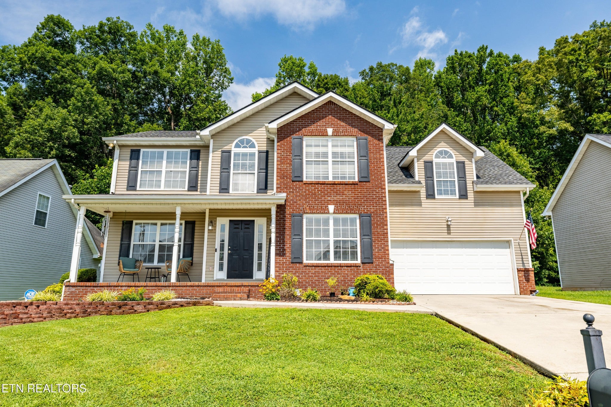 2911 Porch Swing Rd