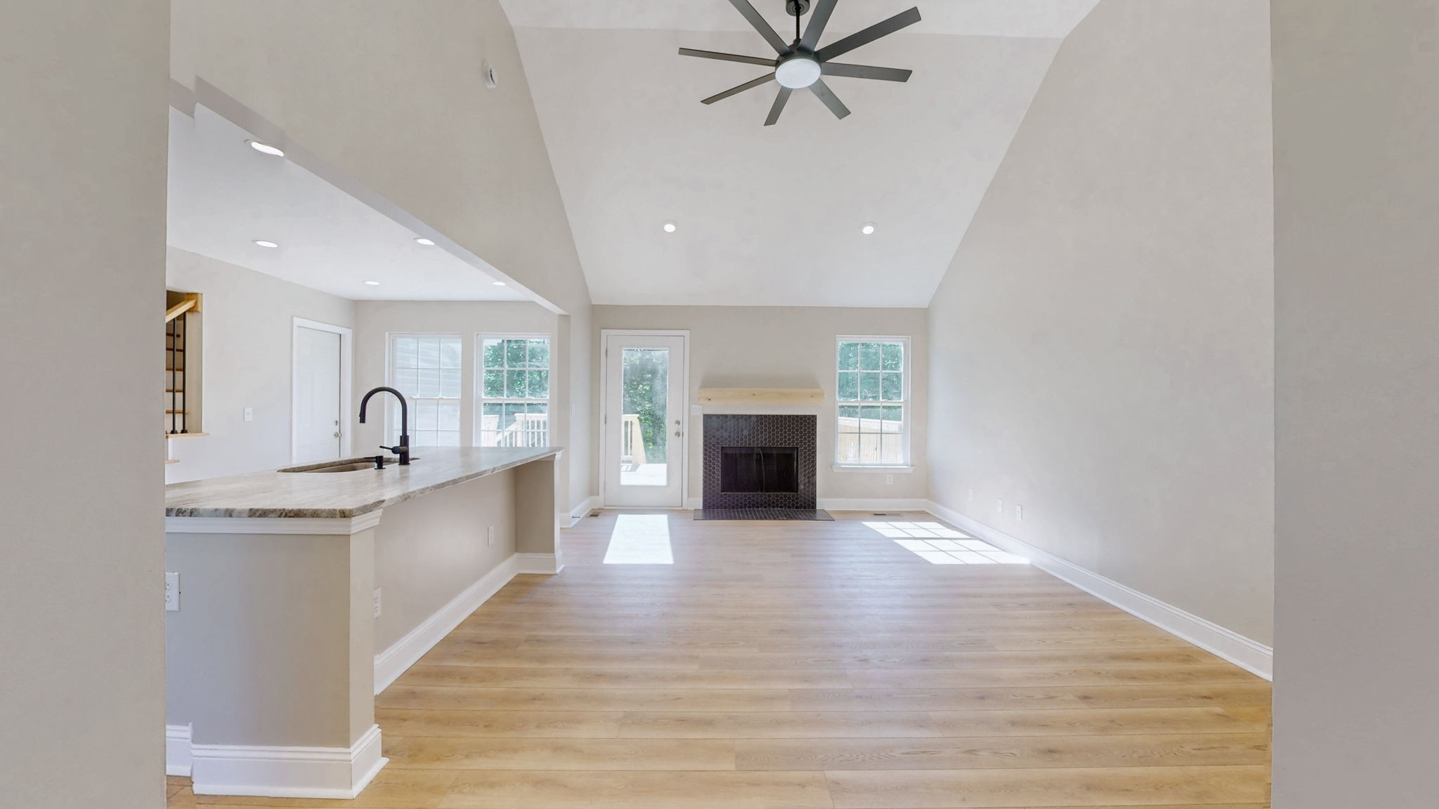 7313 Horn Tavern Ct