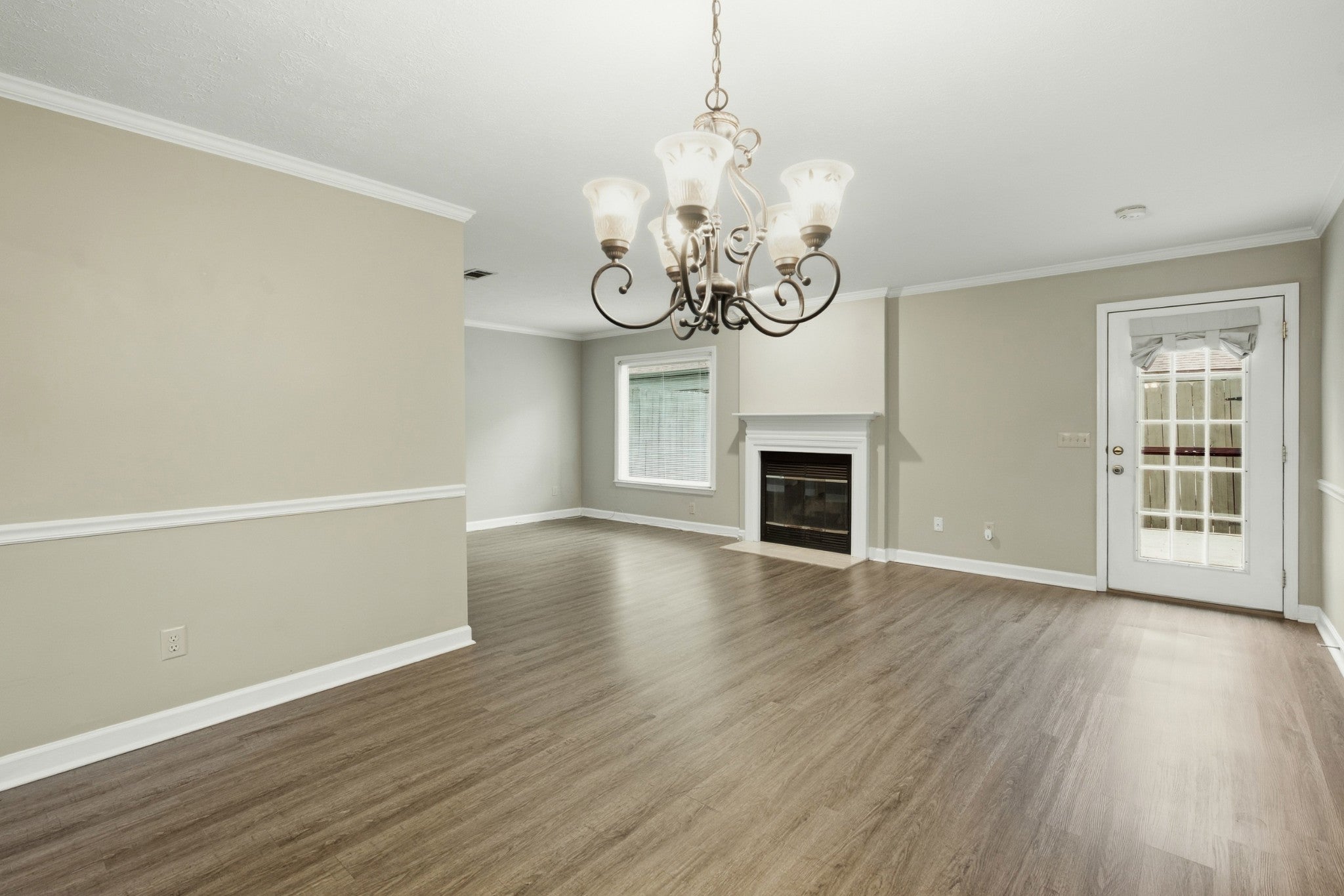 3-bed listing at 215 Highland Villa Cir, Nashville