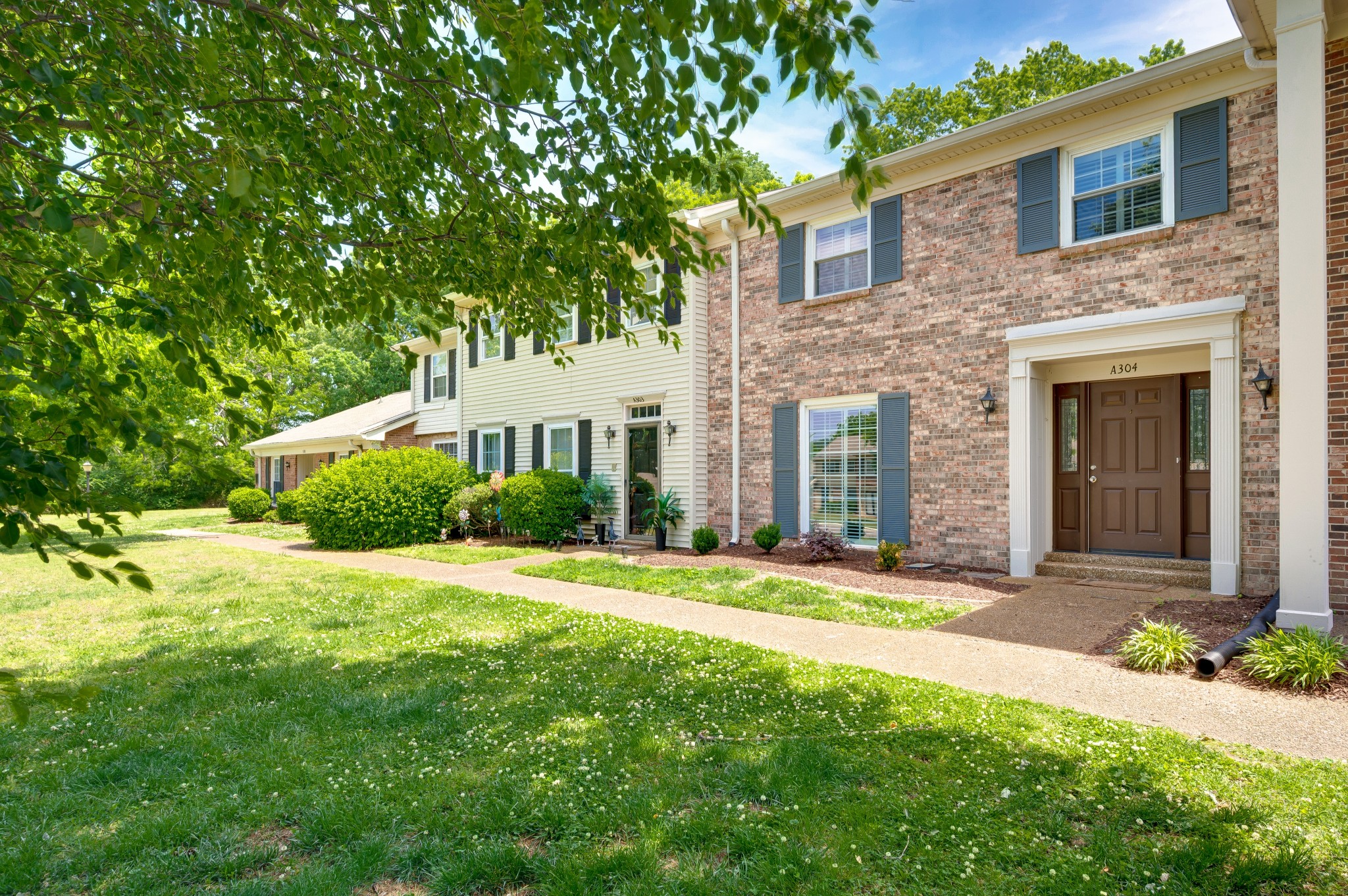 8300 Sawyer Brown Rd A304