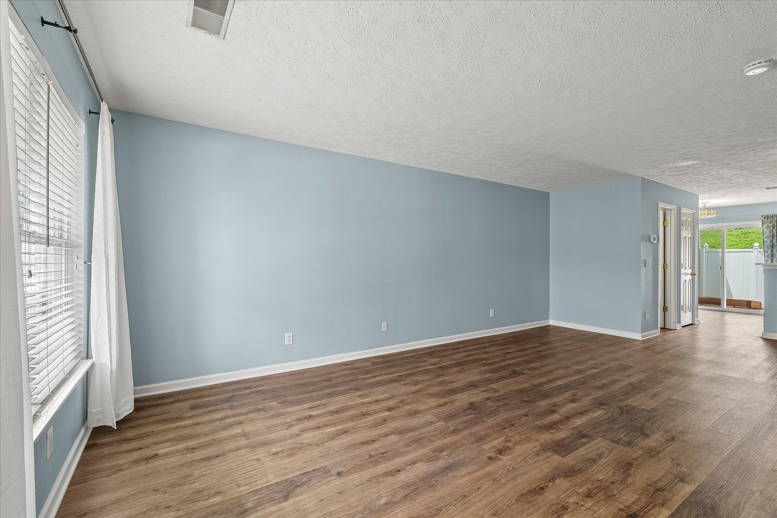 304 Shadow Glen Dr, Nashville TN 37211 2-bed condo, photo 4 of 36