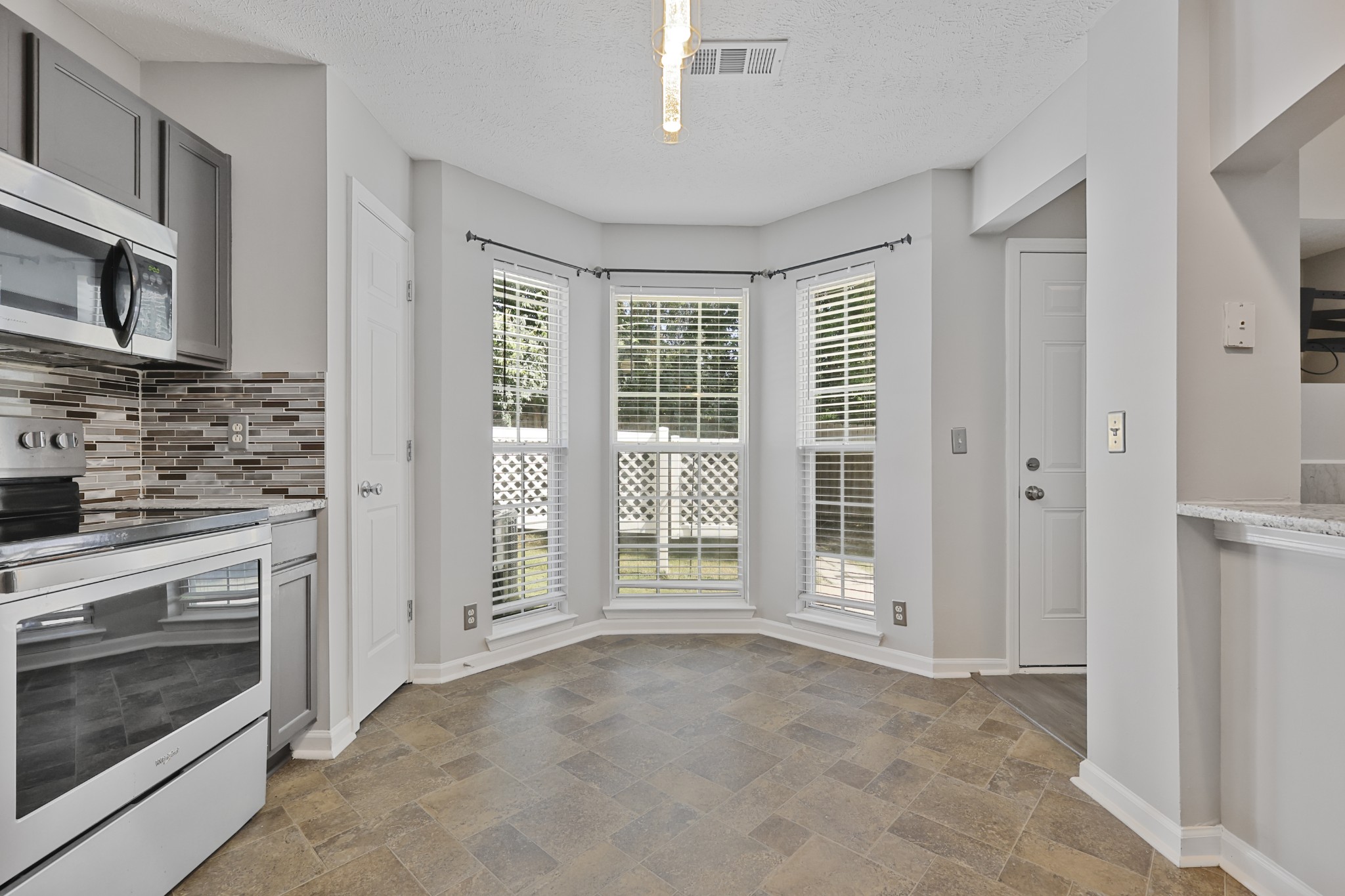 2122 Nashboro Blvd