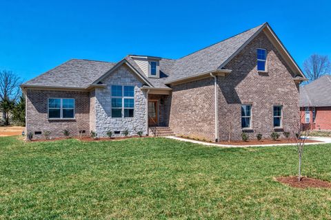 200 Creekside Dr Lewisburg TN 37091
