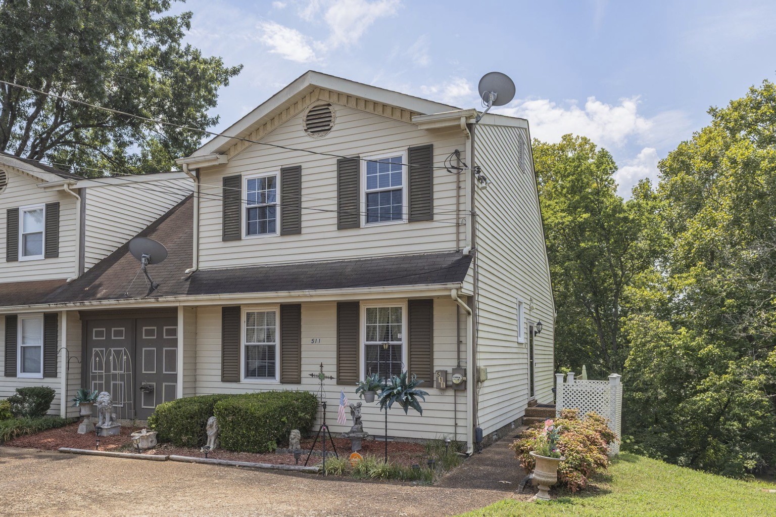 511 Clubhouse Ct