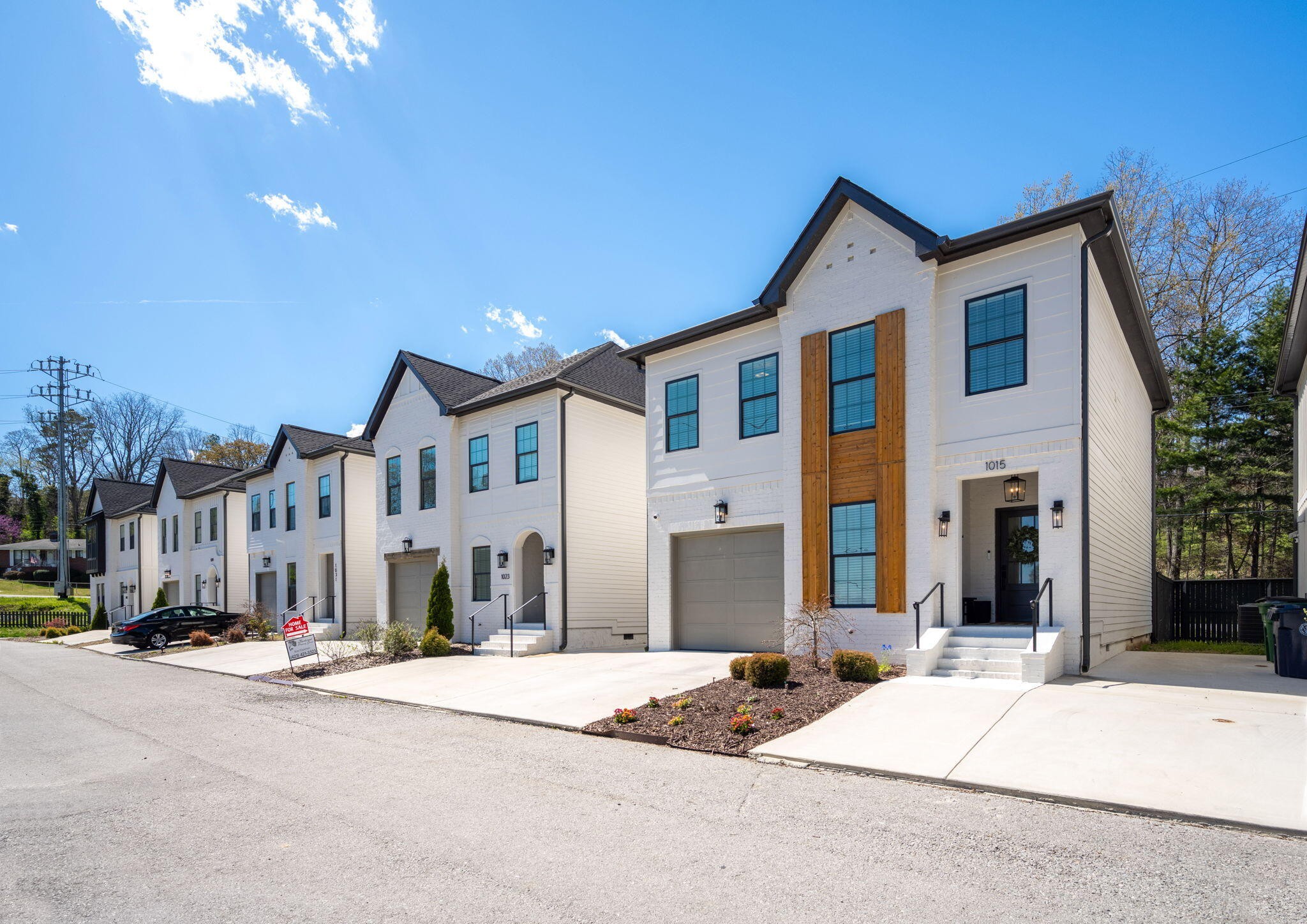 1015 Amelia Court