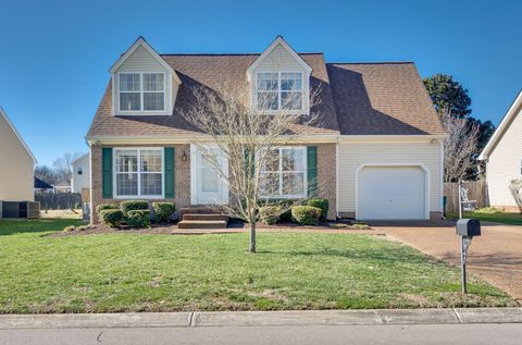 1138 Summerville Cir Thompsons Station TN 37179