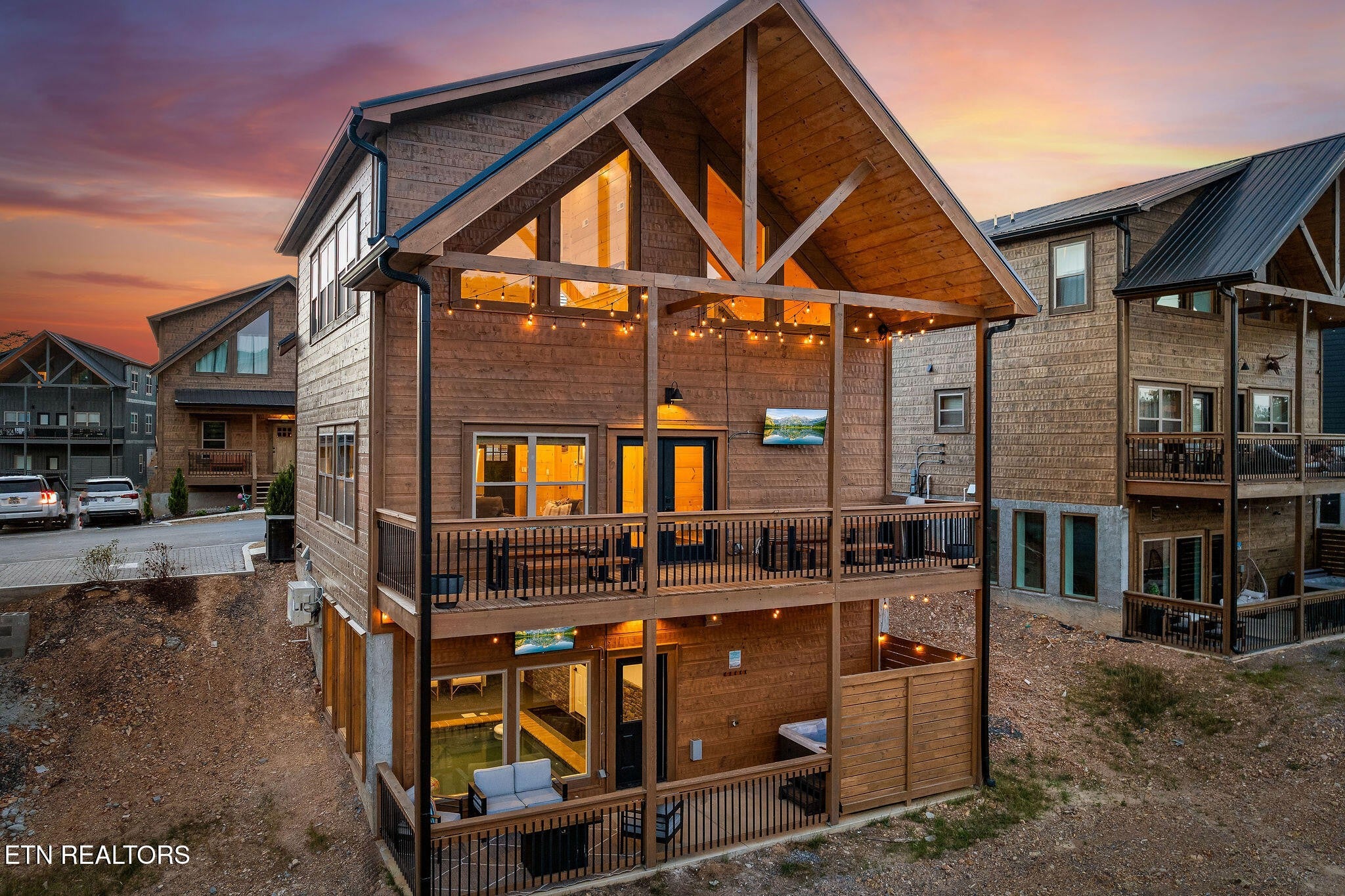 519 Warbonnet Way