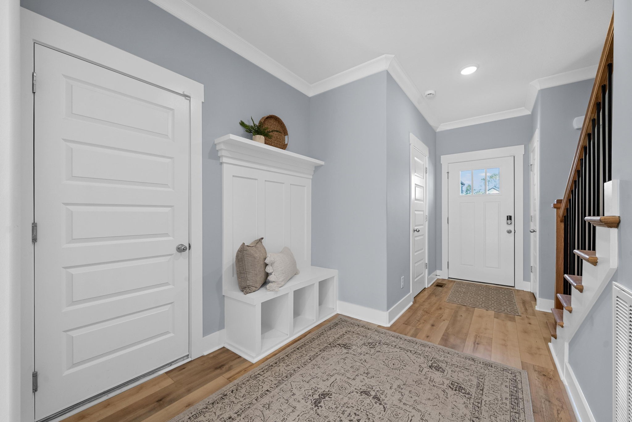 511 Charleston Cove Way