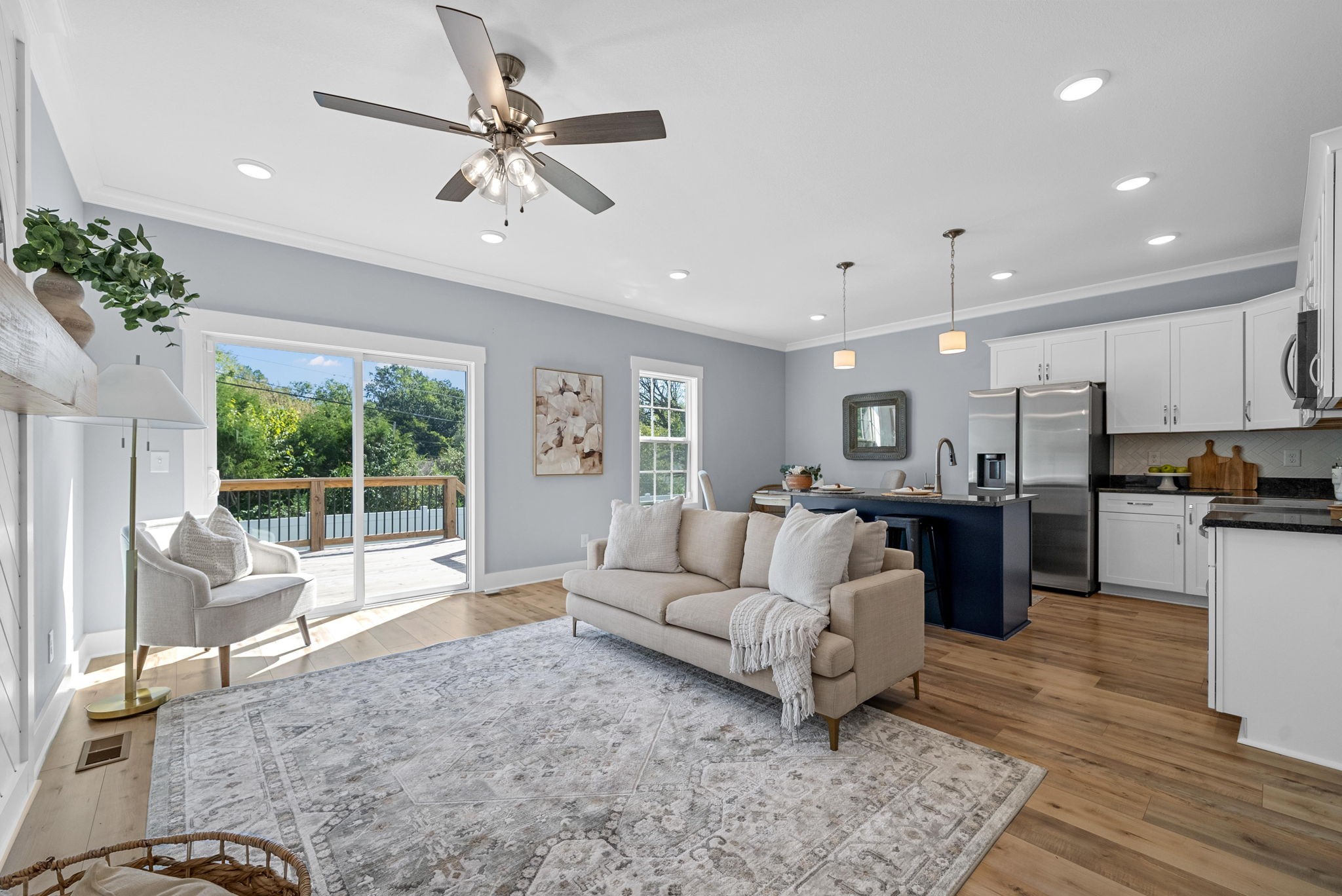 511 Charleston Cove Way