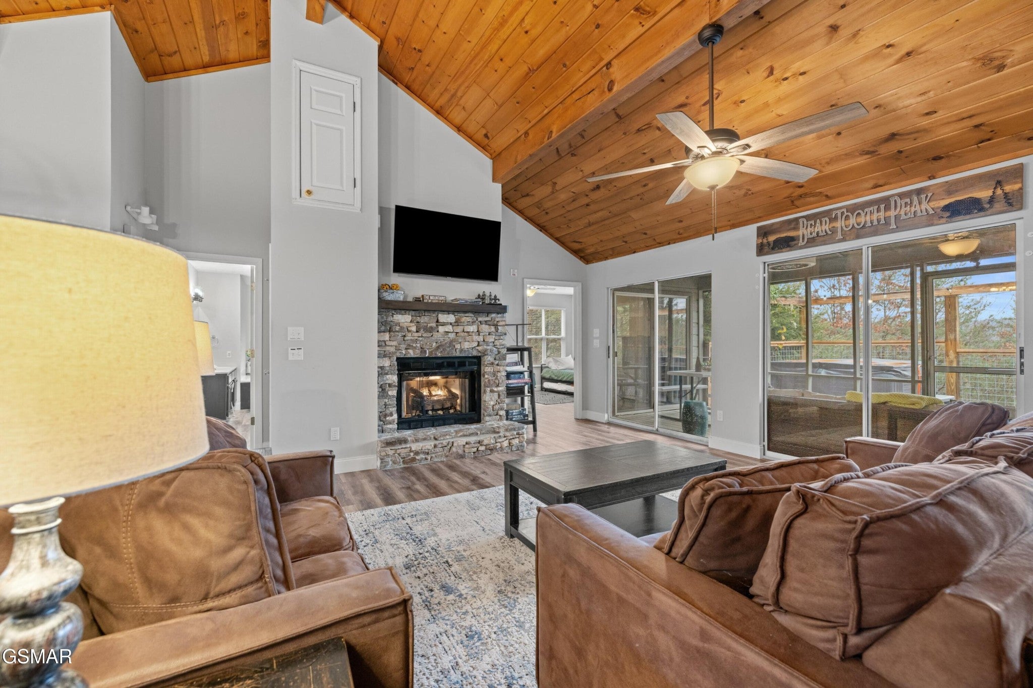 550 Sassafras Trail