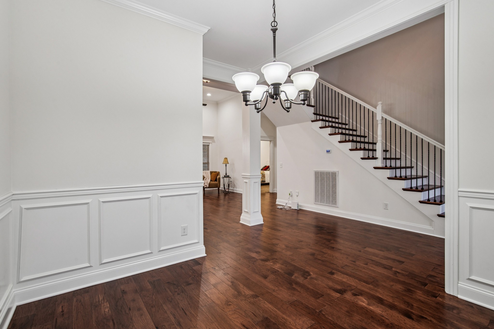 4424 Thoroughbred Ln