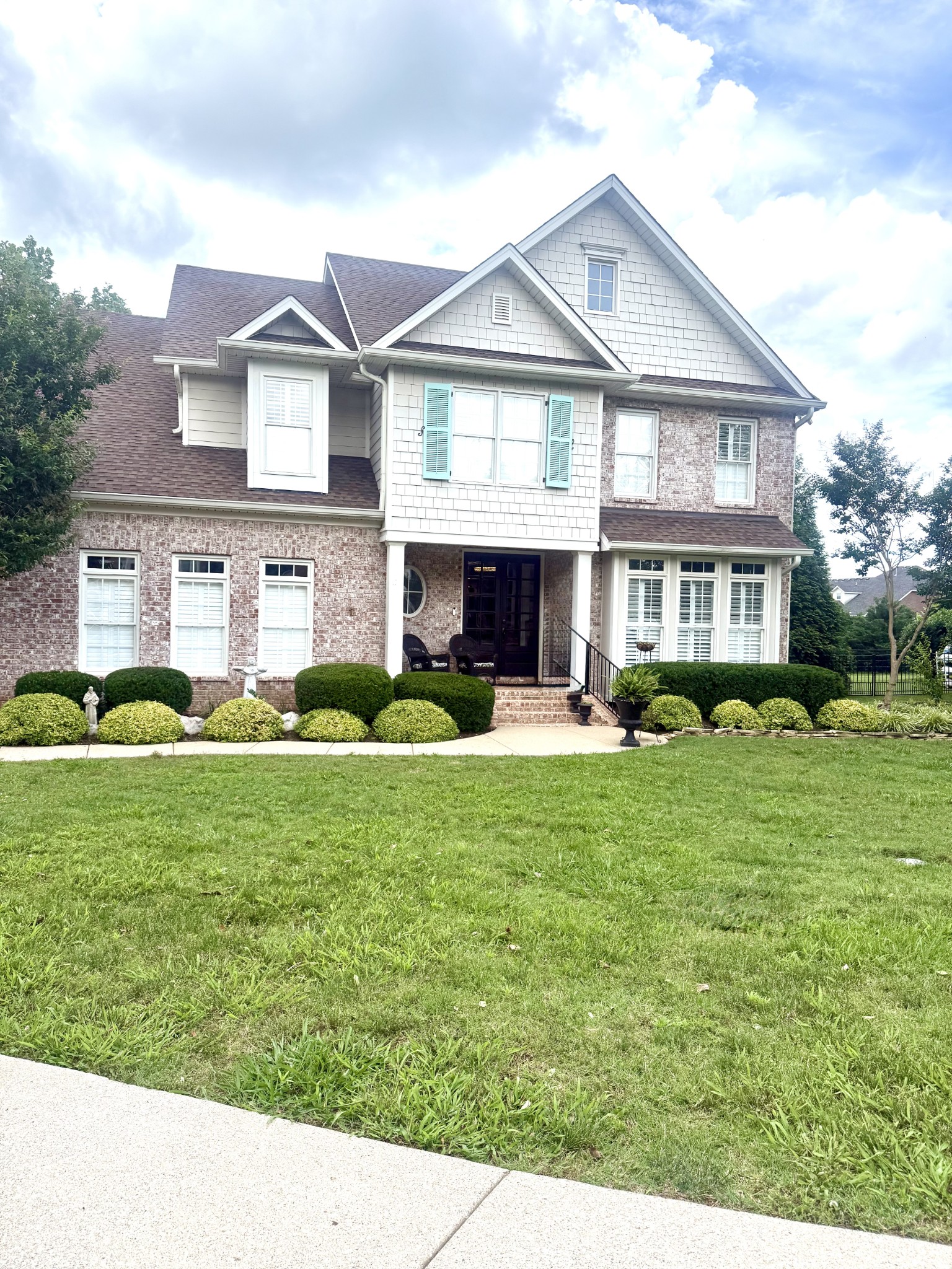 801 Peconic Pl