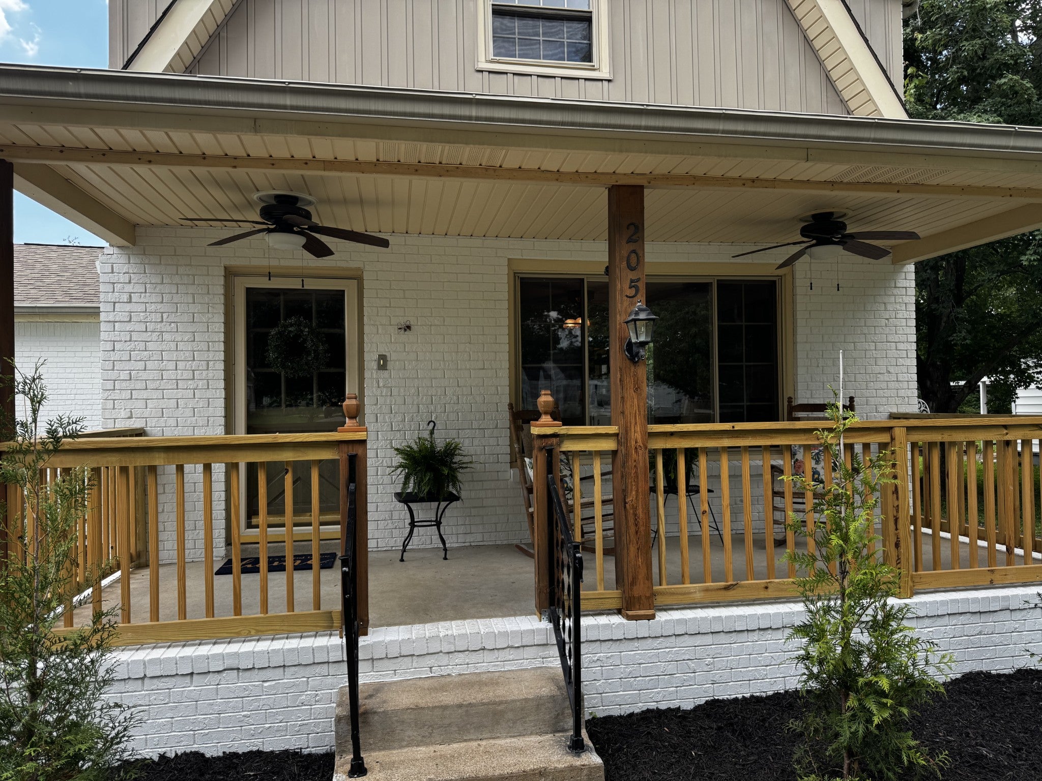205 Anthony Ave