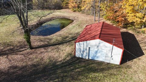 103 Morris Rd Westmoreland TN 37186
