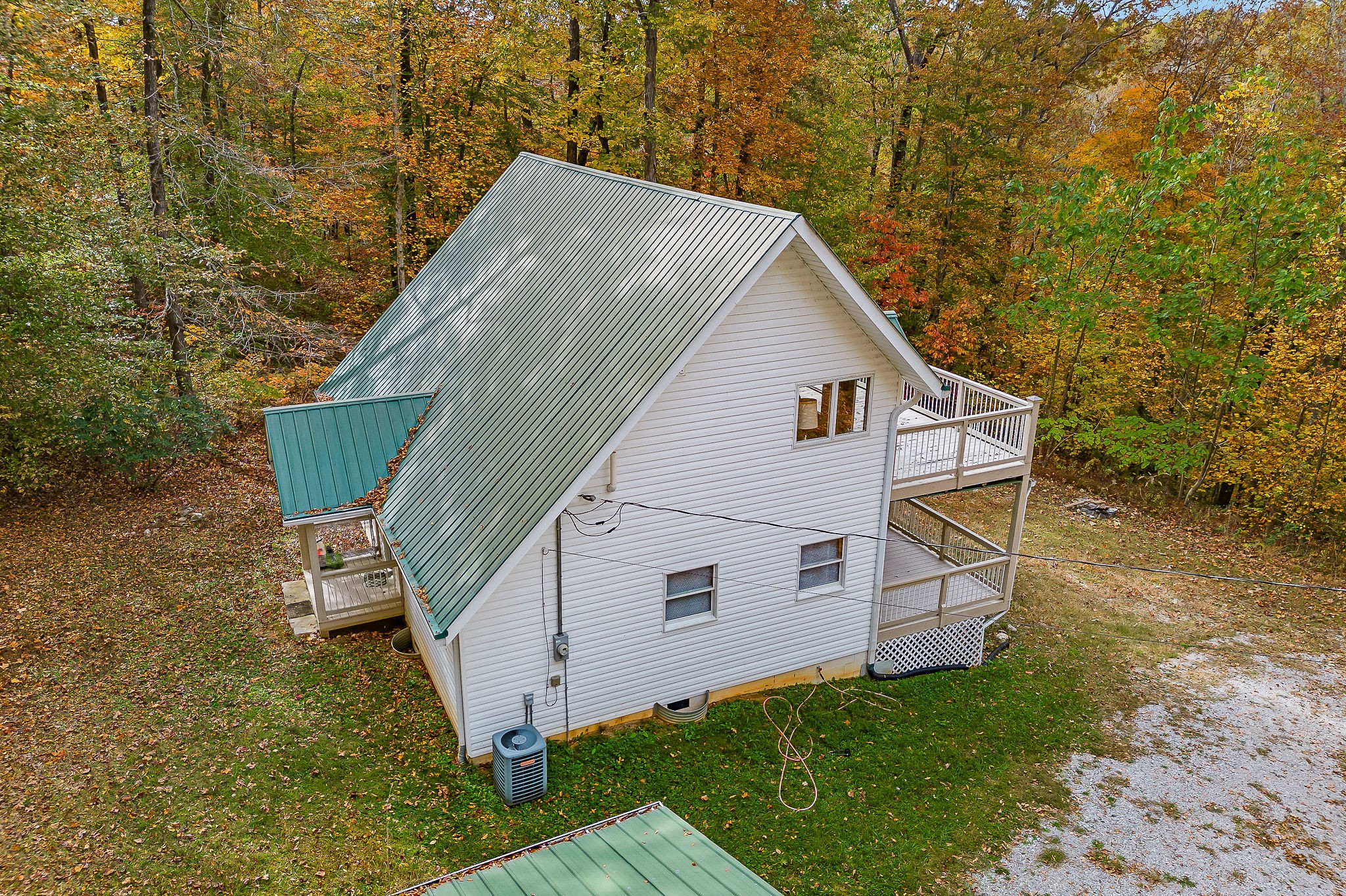 108 Lanham LN