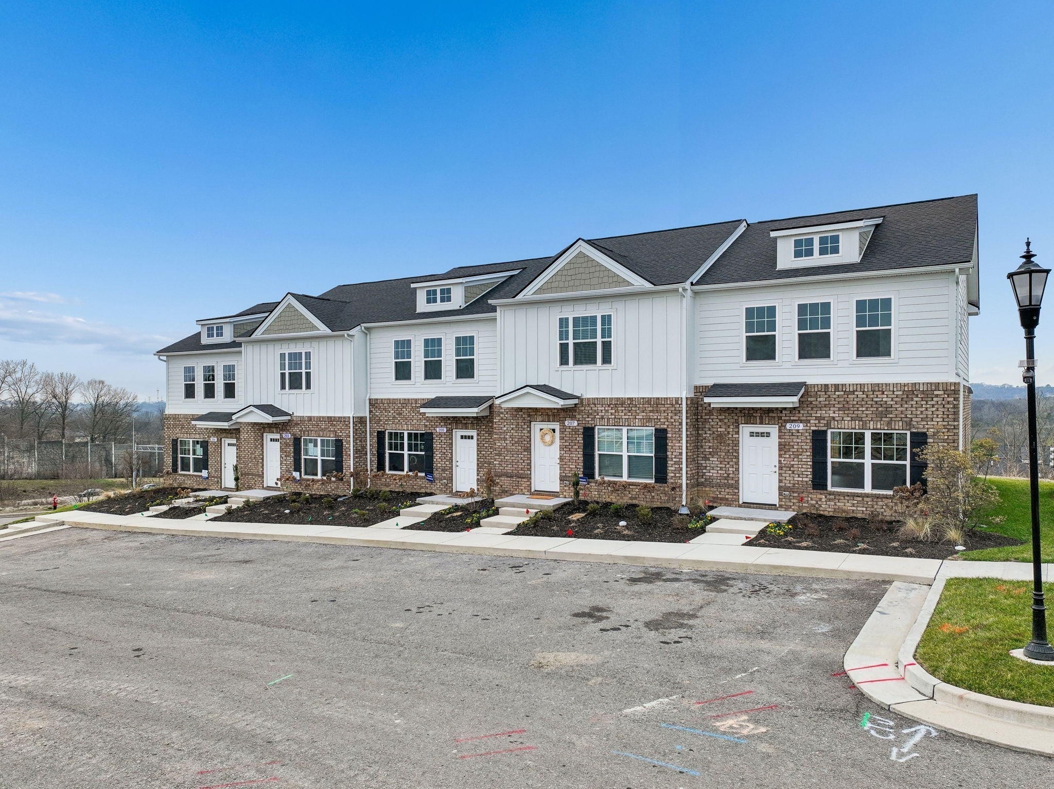 3-bed listing at 226 Dry Creek Commons, Goodlettsville