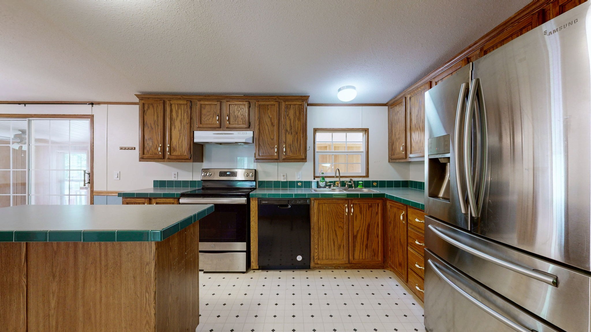 2132 Lasea Rd