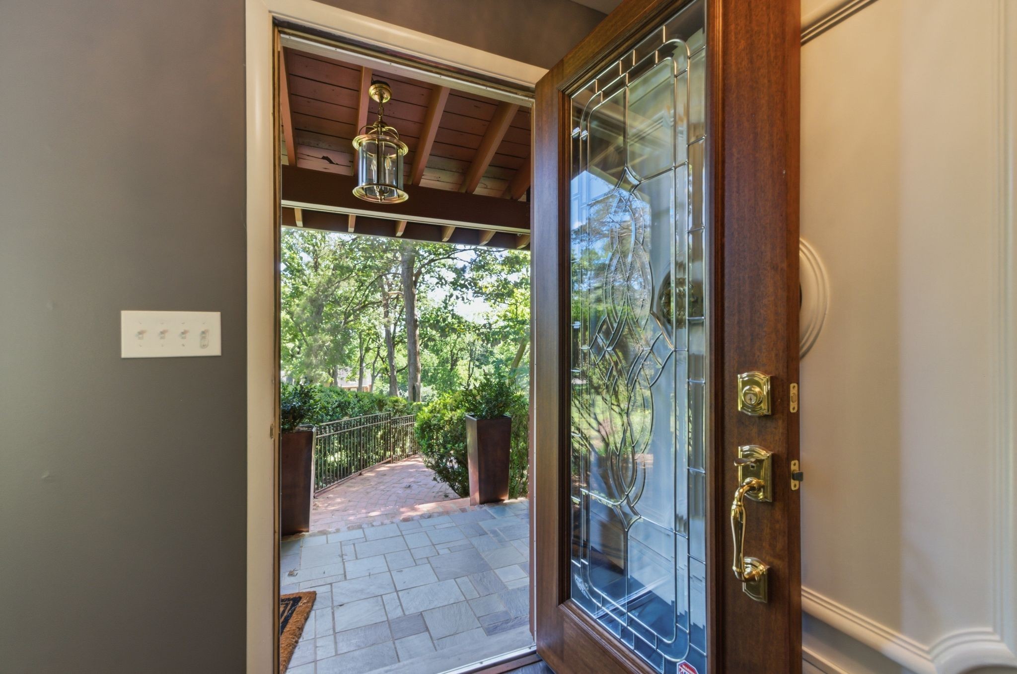 6002 Hickory Valley Rd