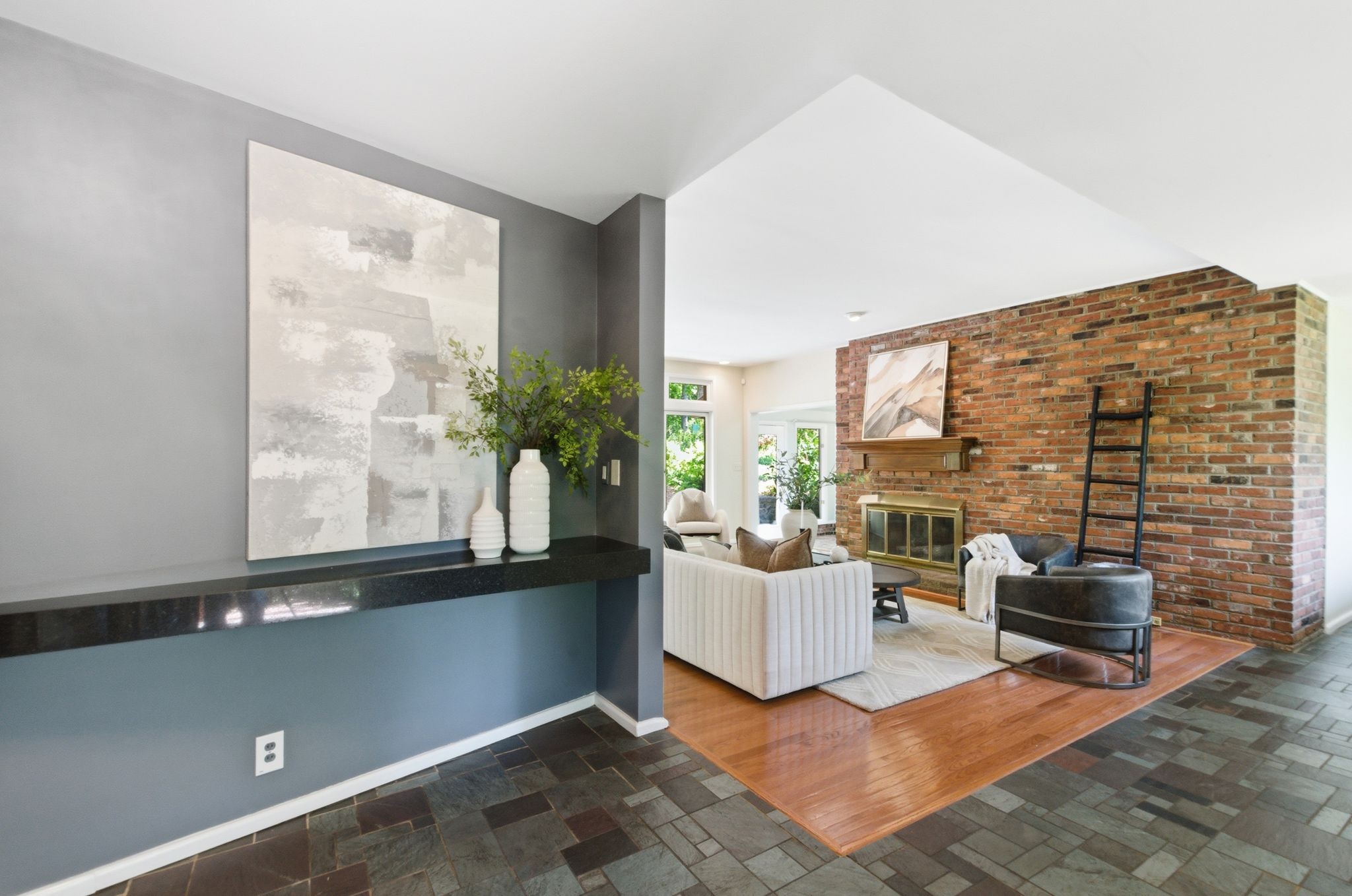 6002 Hickory Valley Rd