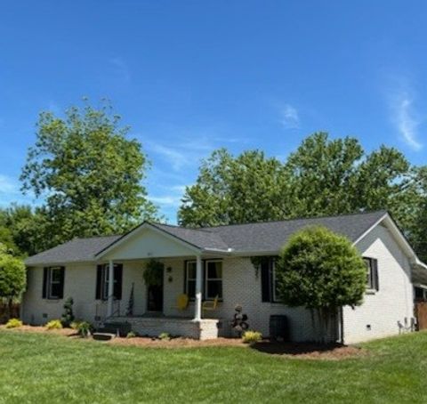 2651 Old Greenbrier Pike Greenbrier TN 37073