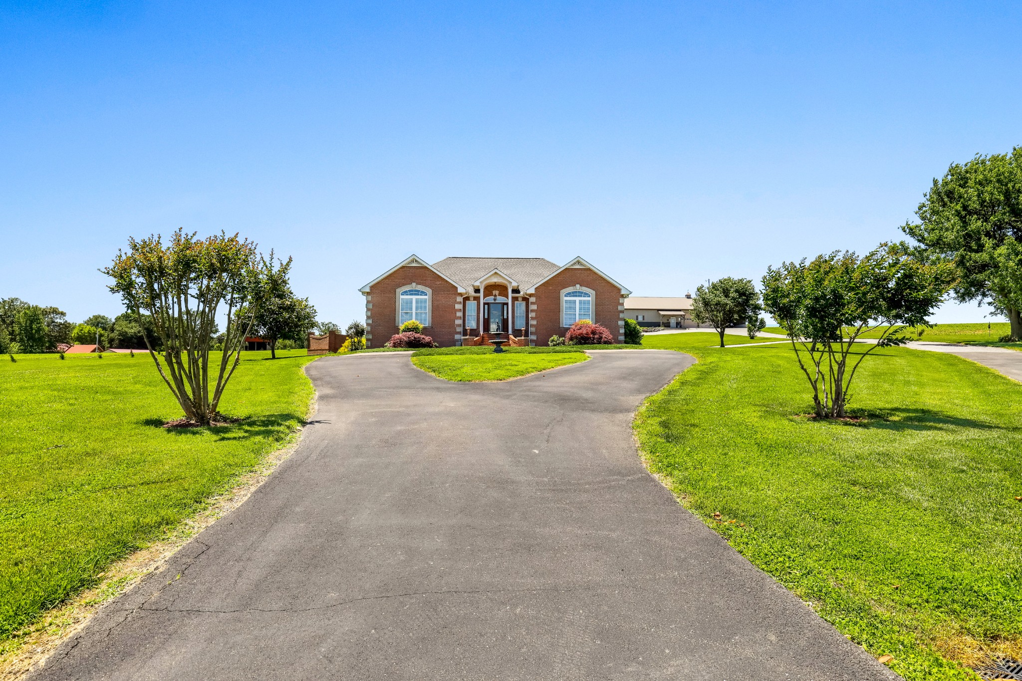 4984 Somerville Rd